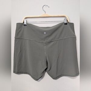 Lululemon Align High Rise Bikers Size 20